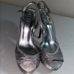 I. Miller Beautiful shoes heeled studded shoe